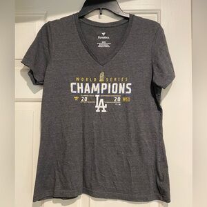 💥LA Dodgers 2020 Champions t shirt size medium